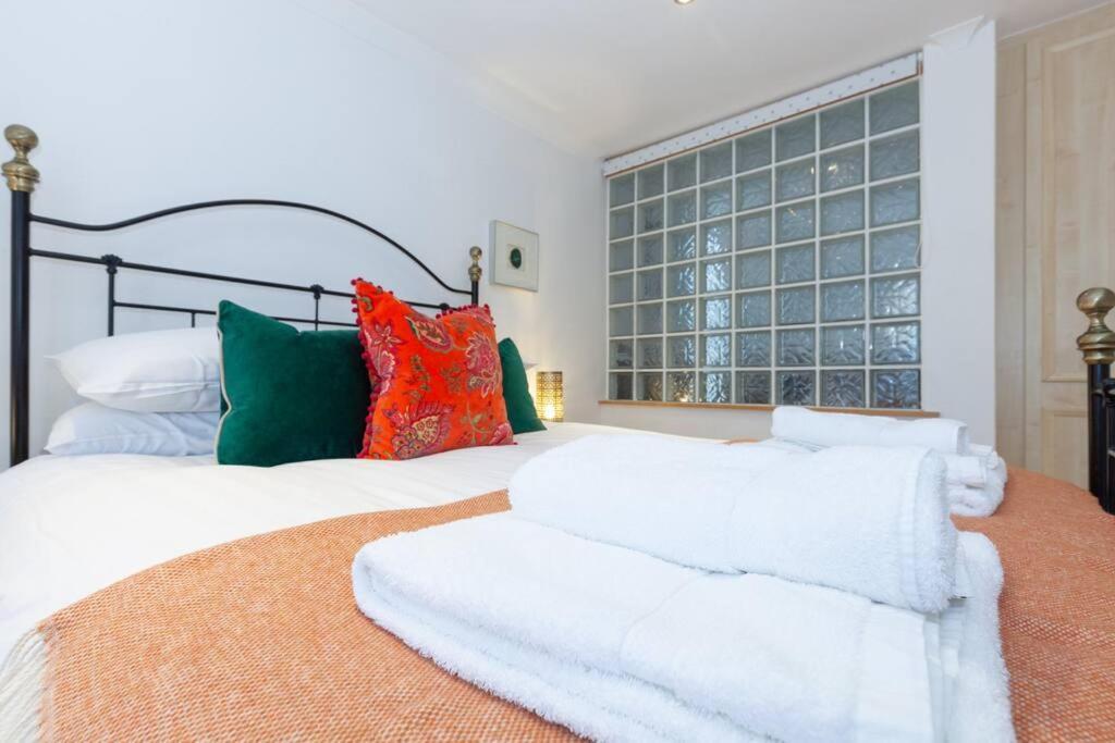 Apartment In The Heart Of The City Centre, Live Like A Local Оксфорд Экстерьер фото