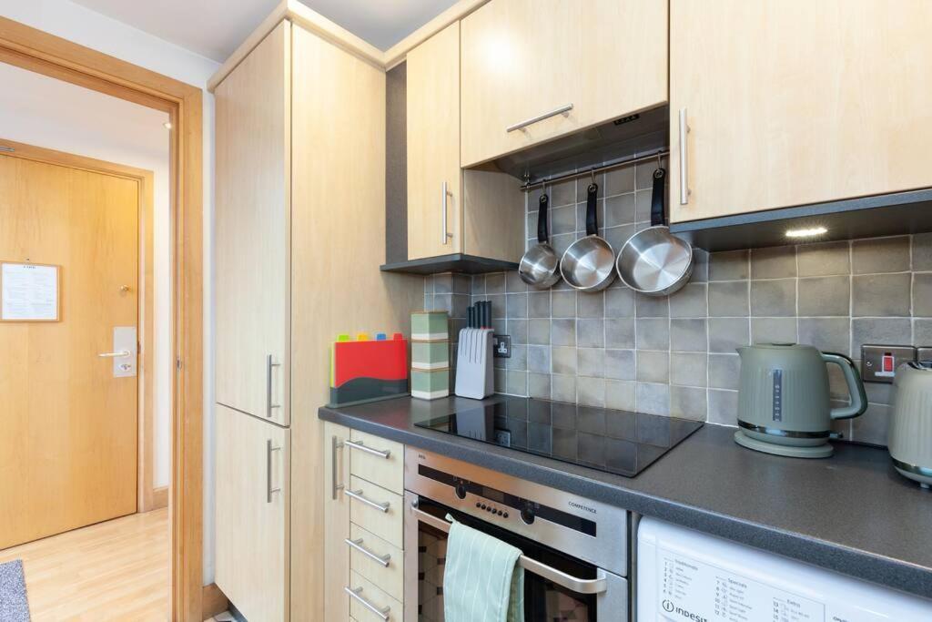 Apartment In The Heart Of The City Centre, Live Like A Local Оксфорд Экстерьер фото